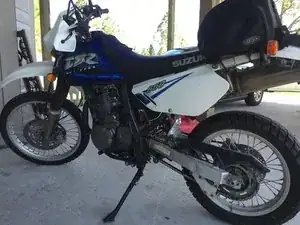 Suzuki DR650 SE