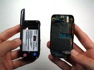 Disassembling Nokia 2366i Rear Case