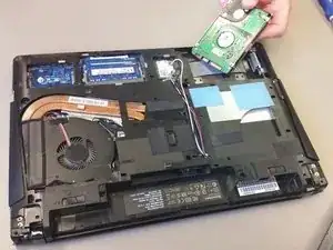 Lenovo Y410P Hard Drive/SSD Replacement