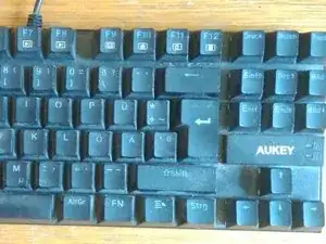 Aukey KM-G9 87 key mechanical keyboard Disassembly