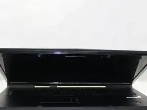 Alienware M17-R1 Screen Lock Assembly Replacement