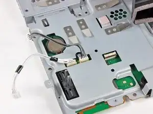 PlayStation 3 Slim obere Abschirmung tauschen