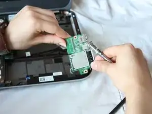 Dell Inspiron 14z-5423 Daughter Board Replacement