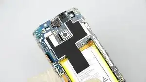 Remove the mainboard. The CPU, RAM and ROM of AXON.