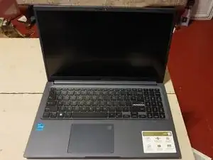 Asus VivoBook F1502Z