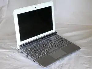 Toshiba NB305