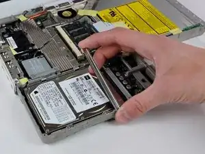 iBook G4 12" 1.33 GHz Hard Drive Replacement