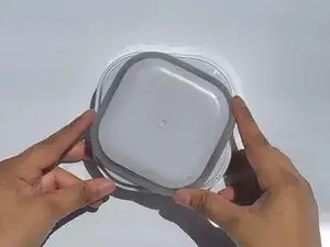 How to Disassemble an OXO Container Lid for Cleaning