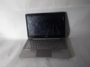 Samsung ATIV Book 7 NP740U3E-K01UB