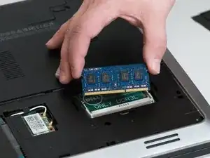Dell Inspiron 17-5748 RAM Replacement