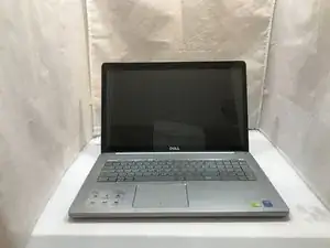 Dell Inspiron 17-7746