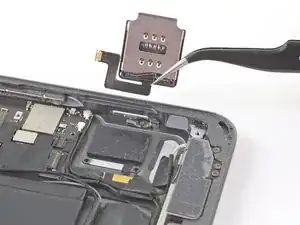 iPad 7 SIM Card Reader Replacement