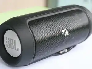 JBL Charge 2 zerlegen