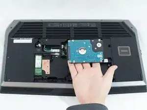 Alienware 17 R3 Hard Drive Replacement