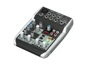 Behringer Q502 USB mixer