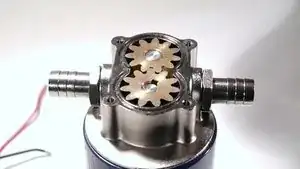 Follow the movements in the video to insert the o-ring in its slot.