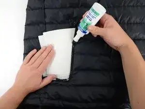 How to Lubricate a Zipper