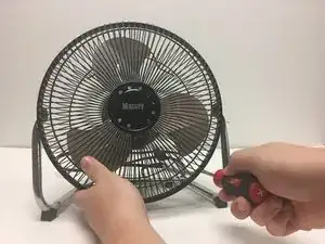 How to Repair a Portable Fan