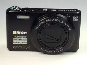 Nikon Coolpix S7000