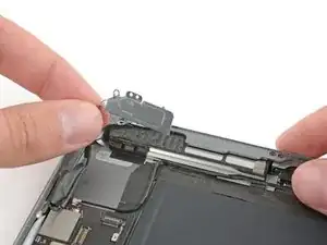 iPad 5 WiFi Austausch der rechten Antenne