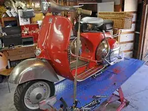 Vespa Large Frame Oil Change