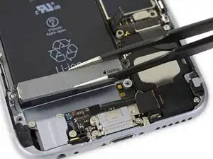 iPhone 6s Taptic Engine austauschen