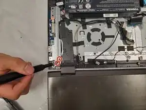 Toshiba Satellite P55W-C5316 Screen Replacement