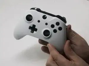 Xbox One Wireless Controller Model 1708 Gehäuse öffnen