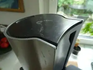 Sodastream Crystal öffnen und reinigen