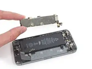 iPhone 5s Logic Board ersetzen