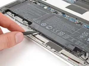 HP EliteBook 840 Aero G8 Lautsprecherkabel abklemmen