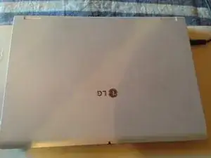 LG E500-K Notebook  BIOS resetten