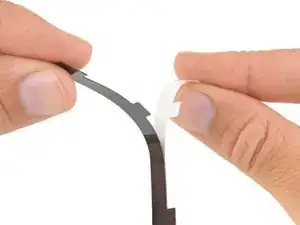 Klebestreifen am Display