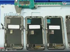 Vergleich zwischen dem iPhone X OEM-Bildschirm und einem Aftermarket LCD-Bildschirm