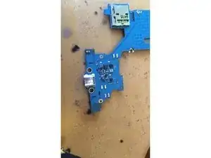 Die besten Methoden zum Entlöten von Ladeanschlüssen