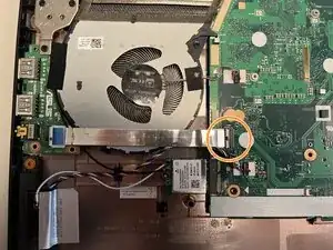 Flachbandkabel über CPU Kühler