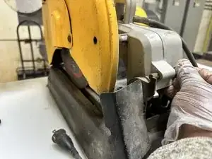 Dewalt D28730 Blade Replacement