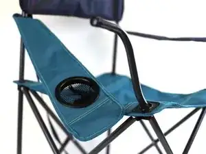 Armlehne von einem Campingstuhl reparieren