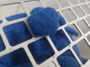 4b1PoMU2UosOXGLi