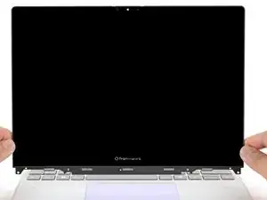 Einbau des Displays bei einem Framework Laptop 12