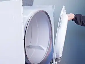 Wie man die Vorderwand deines Whirlpool-Trockners ausbaut