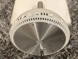 How to Open a 17 Inch iMac Flat Panel