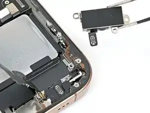 iPhone 16 Pro Taptic Engine entfernen