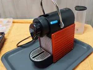 Krups Nespresso XN 3006 verstopften Auslauf demontieren
