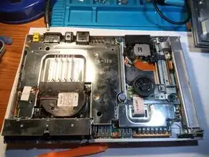 Sony Playstation 2 SCPH-77004 Laser ersetzen