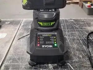 Ryobi One plus 18V Li-ion Battery (130501002) Technique