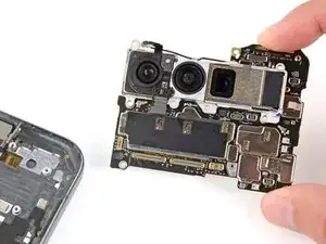Logic Board entfernen