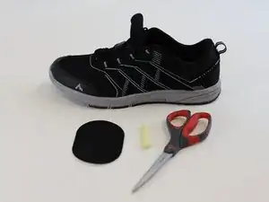 Ein beschädigtes Fersenfutter reparieren