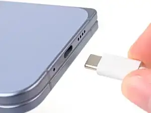 Google Pixel 10 Pro Fold Safety Precautions