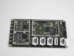 AirPort Extreme A1521 Logic Board tauschen